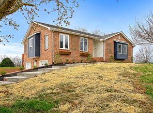 879 Hartman Ct, Adams, TN 37010