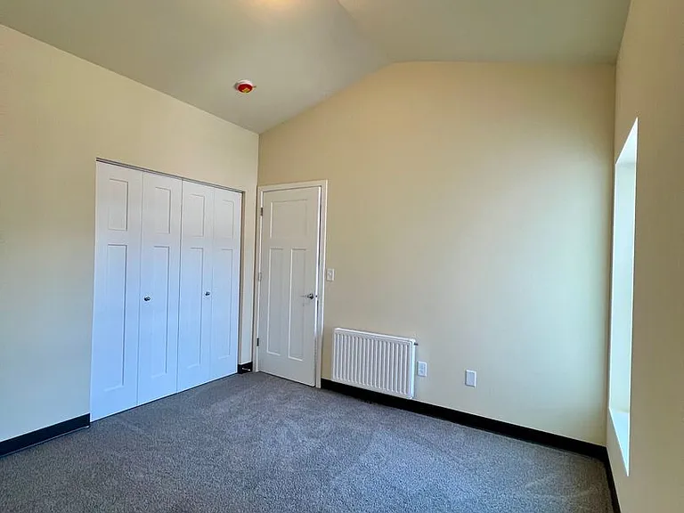 749 Meridian Dr — Photo 24