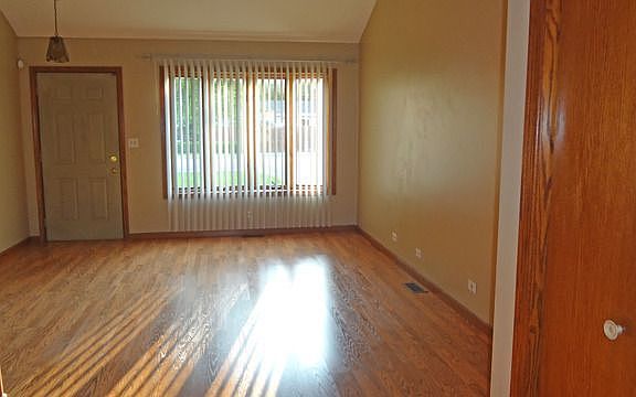 3rd image of 2021 Kirschoff St