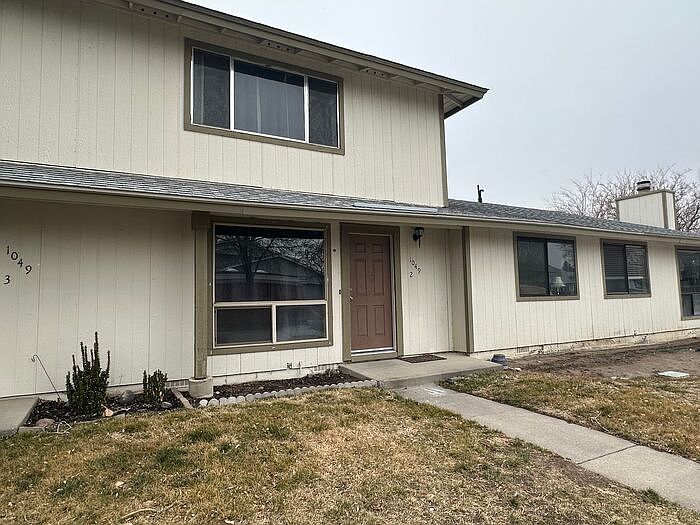 1st image of 1049 Briarwood # 2 Dr
