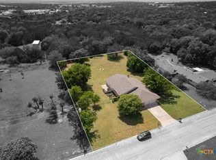 202 Hawk Ln, Kempner, TX 76539