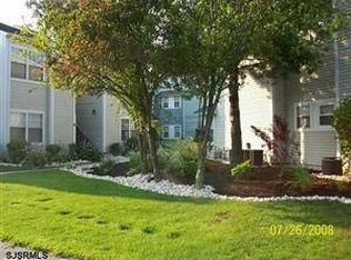 80 Meadow Ridge Rd #427, Galloway, NJ 08205