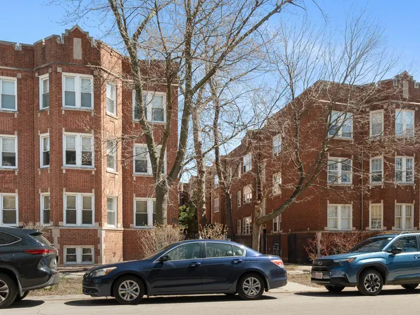 3853 N Kedvale Ave #2E, Chicago, IL 60641