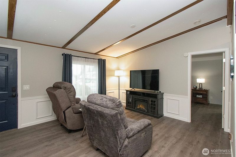 5th image of 491 Mill Road #30