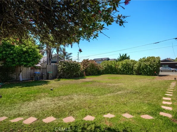 62 12th St, Cayucos, CA 93430