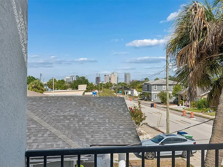 2113 W Cass St #2 — Photo 45