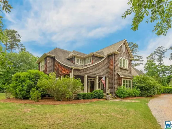 2848 Five Oaks Ln, Vestavia, AL 35243