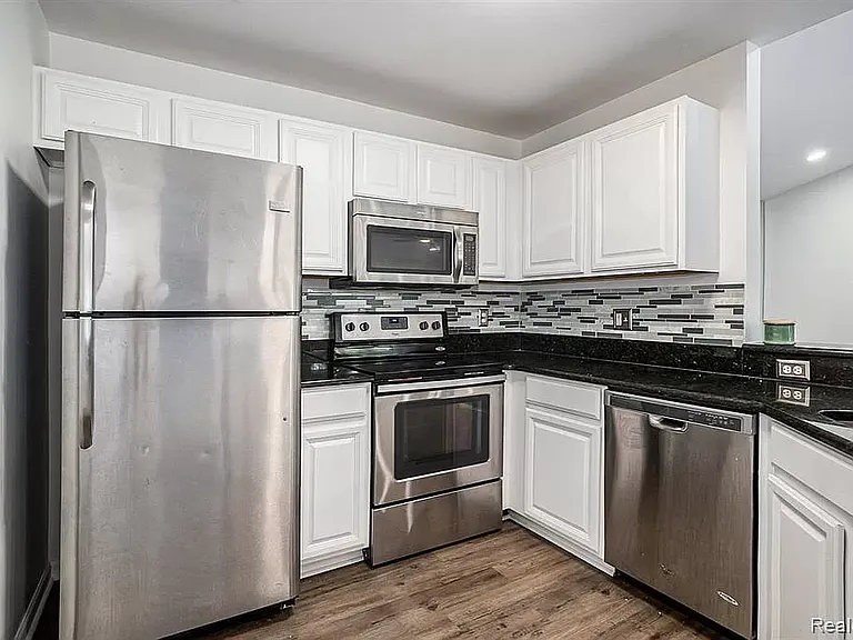13439 Forest Ridge Blvd — Photo 11