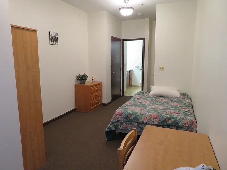 111 S Cayuga St — Photo 17
