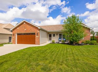 1005 Casey Dr, Minooka, IL 60447