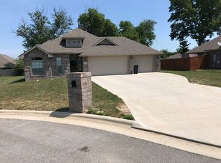 1655 Donna Ruth Pl, Webb City, MO 64870