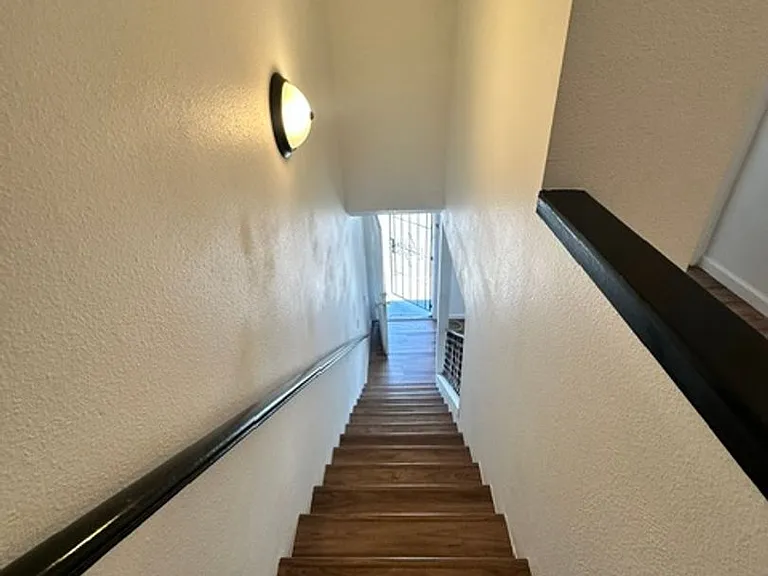 3411 Center Dr — Photo 25