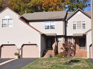 25 Atrium Way, Manalapan, NJ 07726