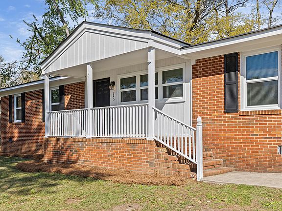 3rd image of 245 Barrett Street