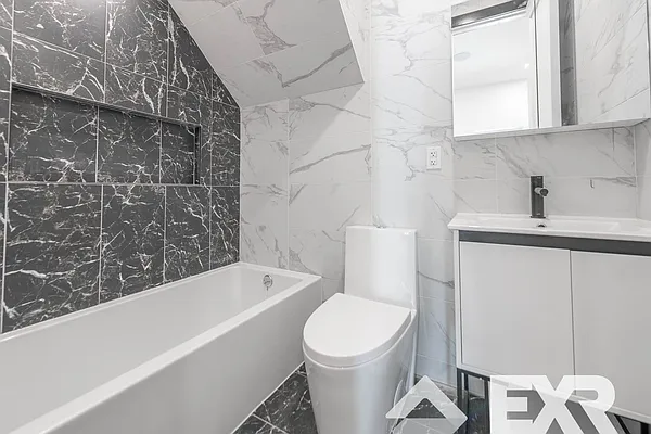 Rented by EXR | media 5