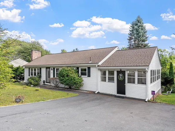 54 North St, Leominster, MA 01453