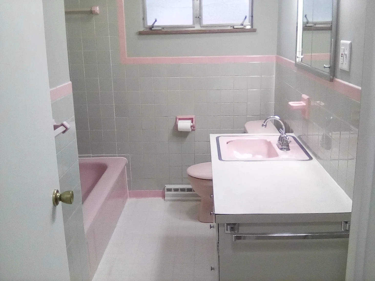 2 bed, 1000 sqft, $775 — Photo 4