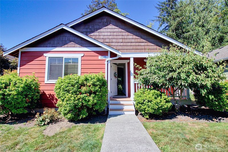 2nd image of 1540 Wildflower Way