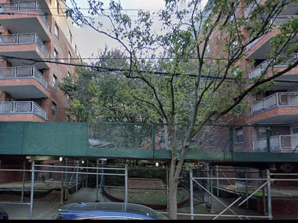 1275 E 51st St APT 4L, Brooklyn, NY 11234