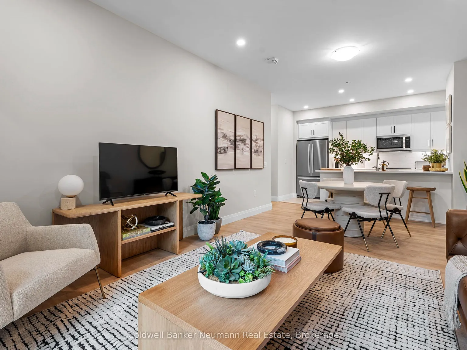 2 bed, $3,500 — Photo 4