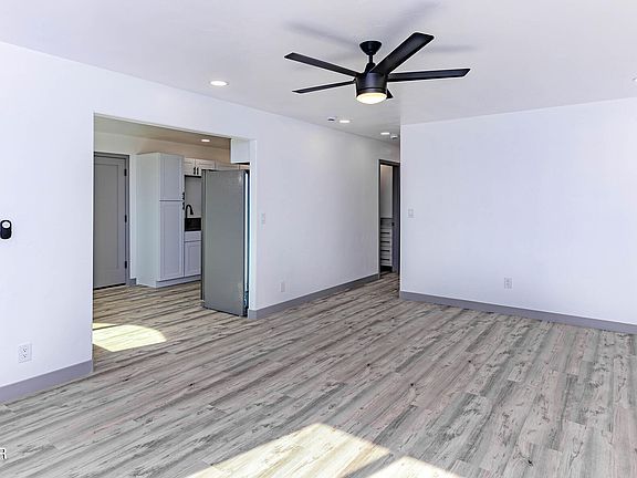 4th image of 2575 Avalon Pl