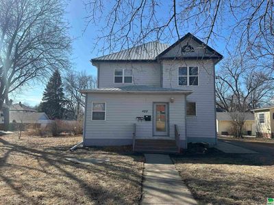 422 N Dakota St, Vermillion, SD, 57069