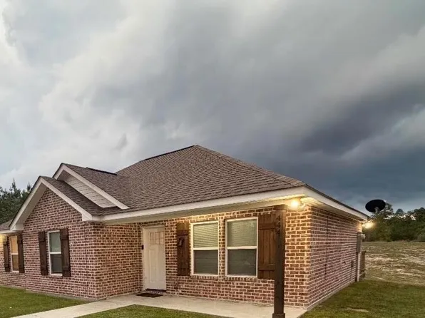 444 Peters Rd, Poplarville, MS 39470