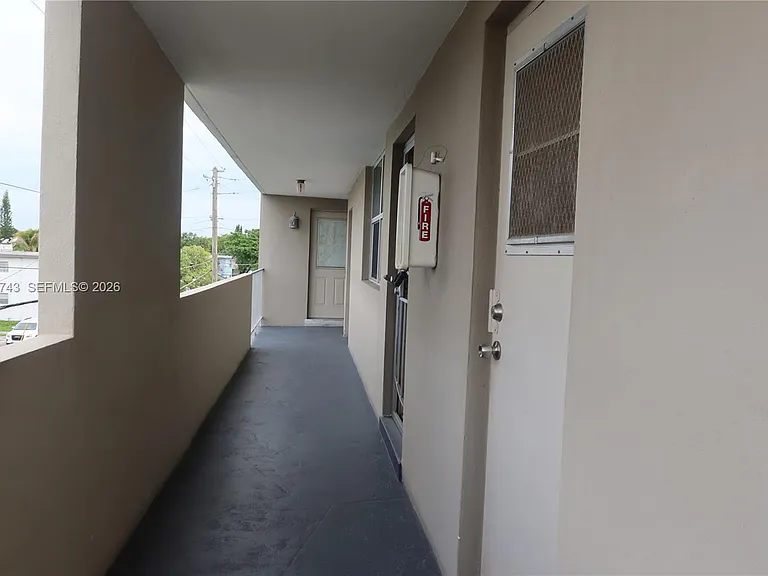 1850 NE 169th St #312 — Photo 29
