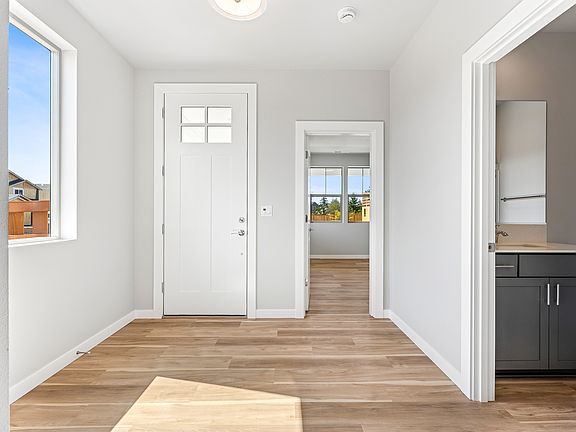 Images are of Robin Plan, Selections and Colors May Vary. See Site Agent for Details.