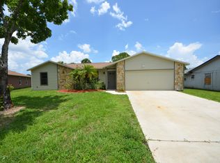 511 Borraclough Ave NW, Palm Bay, FL 32907
