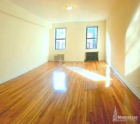 Rented by Manhattan Connection | media 25