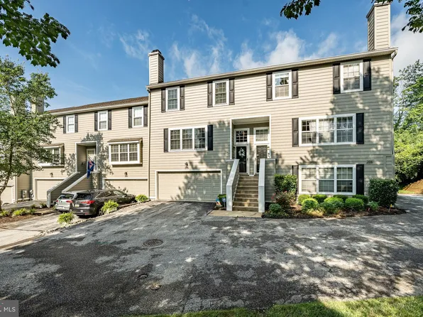 205 Princeton Cir #205, Newtown Square, PA 19073
