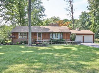 115 Locust Hill Dr, Rochester, NY 14618