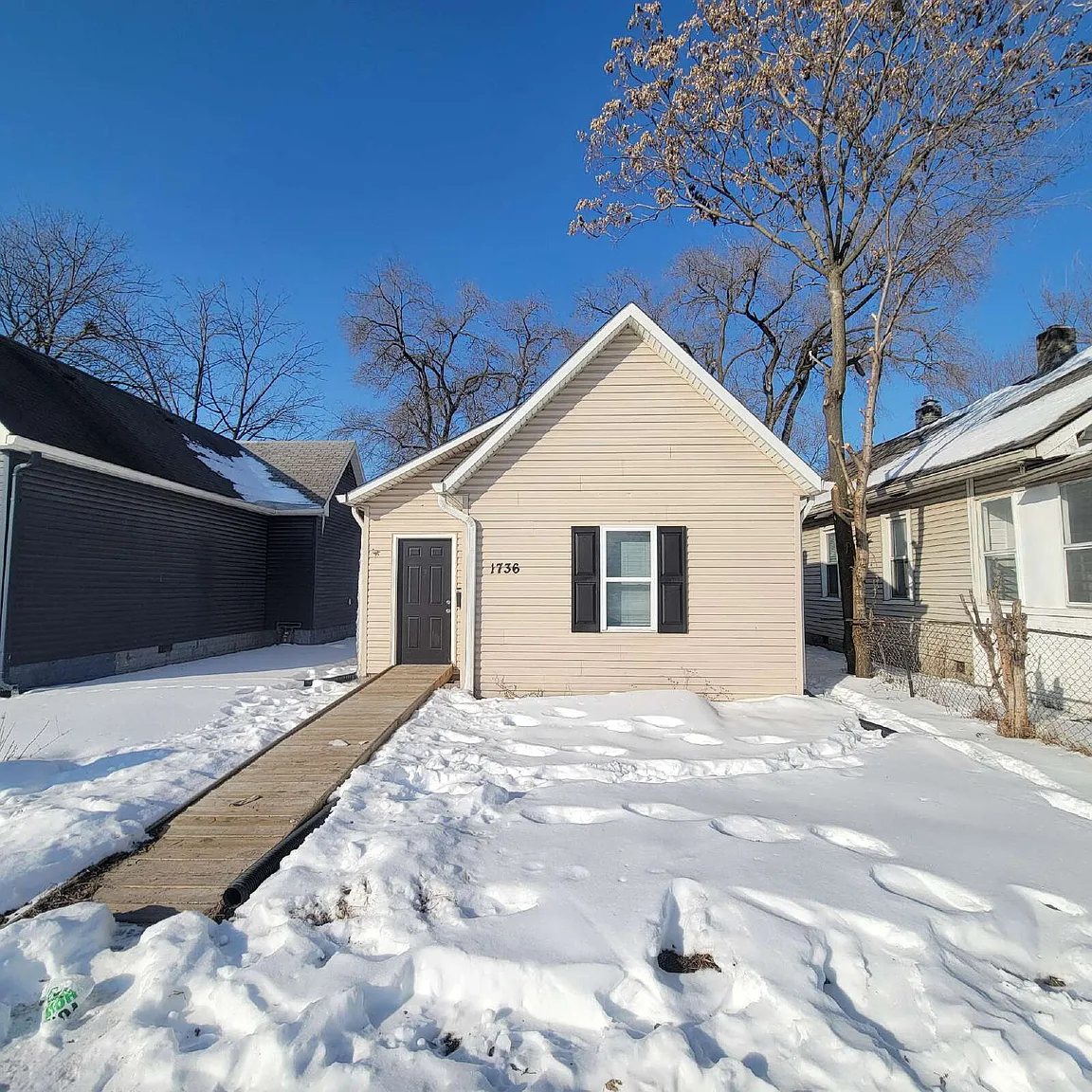 1736 Draper St photo 1