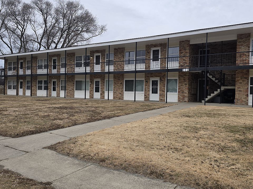 1st image of 550 N 9th Ave #11
