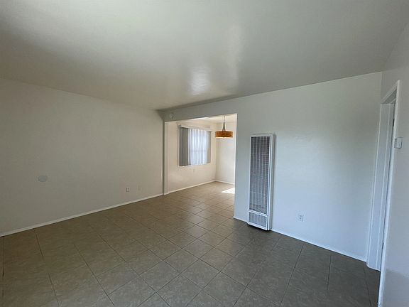 2nd image of 6046 Edgewater St
