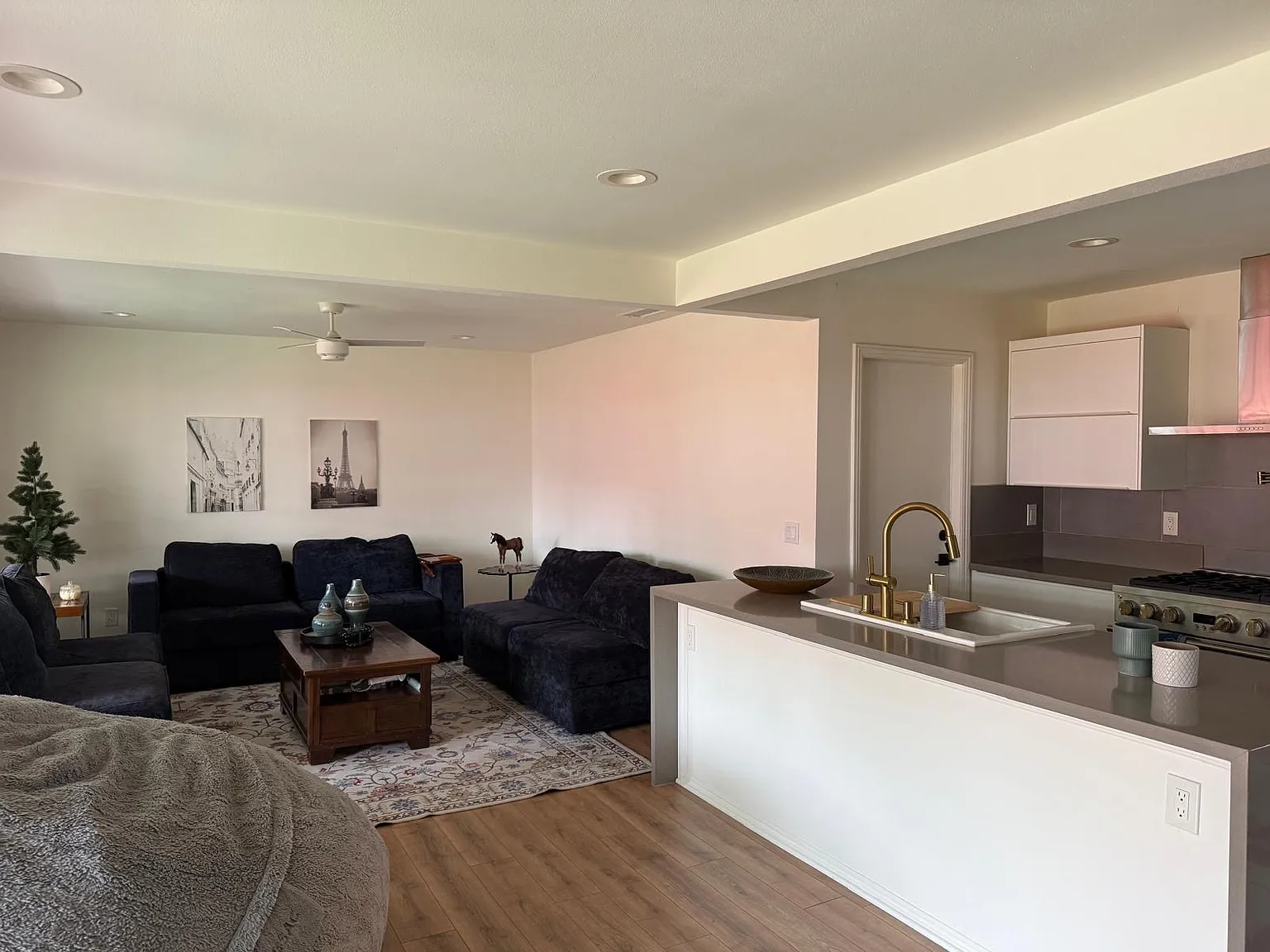 1205 Stevely Ave — Photo 4
