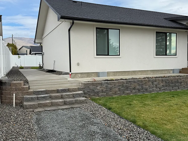 4518 Maple Ave — Photo 6