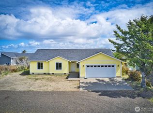 1376 Sand Pebble Ave SW, Ocean Shores, WA