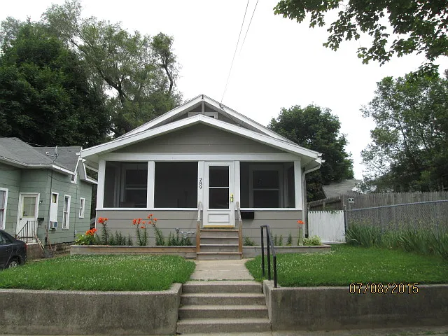 289 Post Ave photo 1