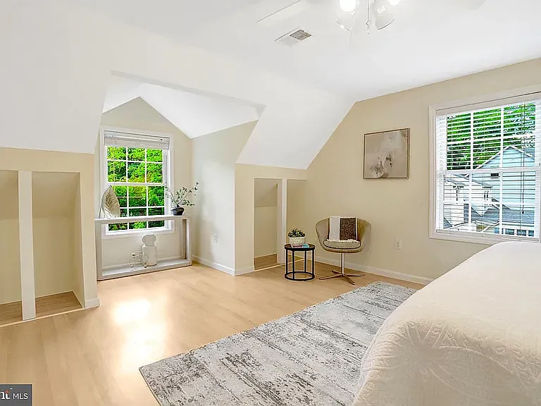 6703 Oak Dr — Photo 41