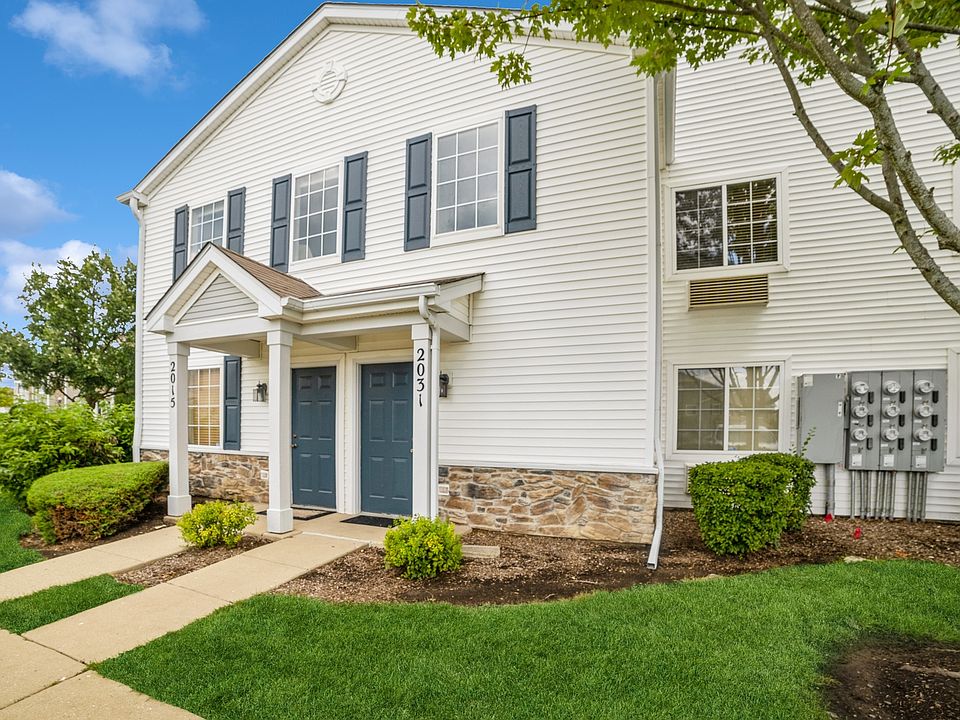 1st image of 2031 Silverstone Dr