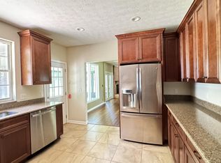 5051 Thorden Rd, Jacksonville, FL 32207