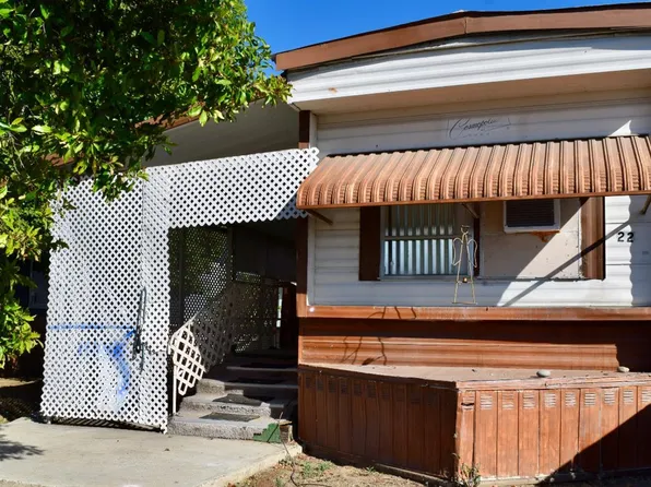 510 Roberts Ln #22, Bakersfield, CA 93308