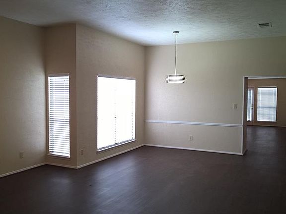 3rd image of 2634 Princewood Dr