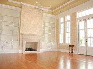 11 Krier Ln, Mount Pleasant, SC 29464