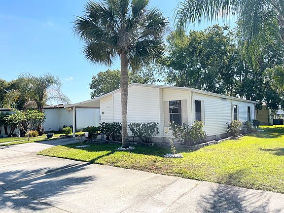 4th image of 268 Country Club Dr