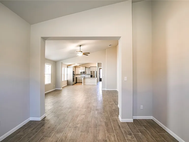 140 Bright Star Ln — Photo 9