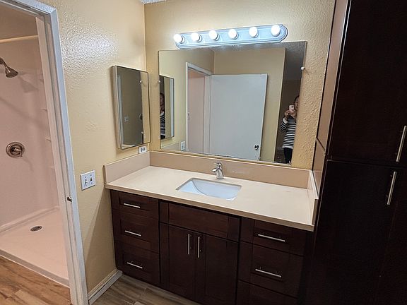 3rd image of 8805 Mira Mesa Blvd