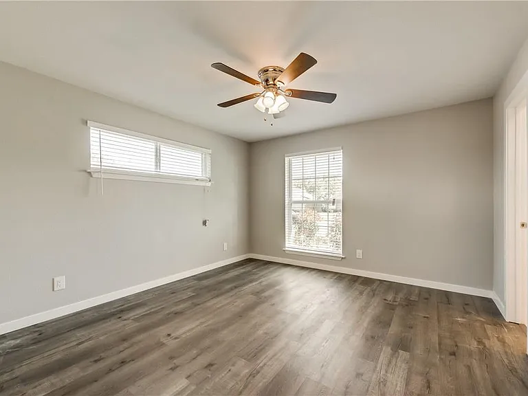 10216 Carry Back Cir — Photo 12